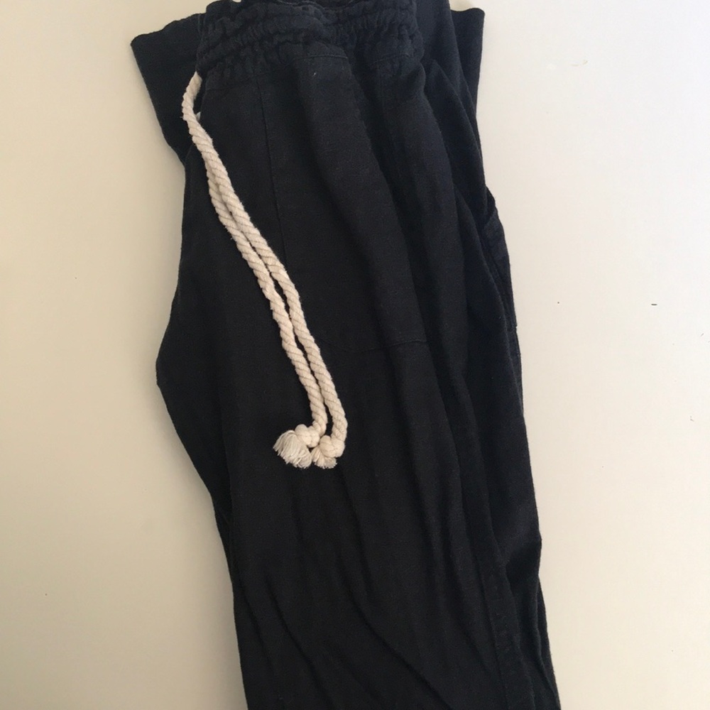 Roxy lenin pants.